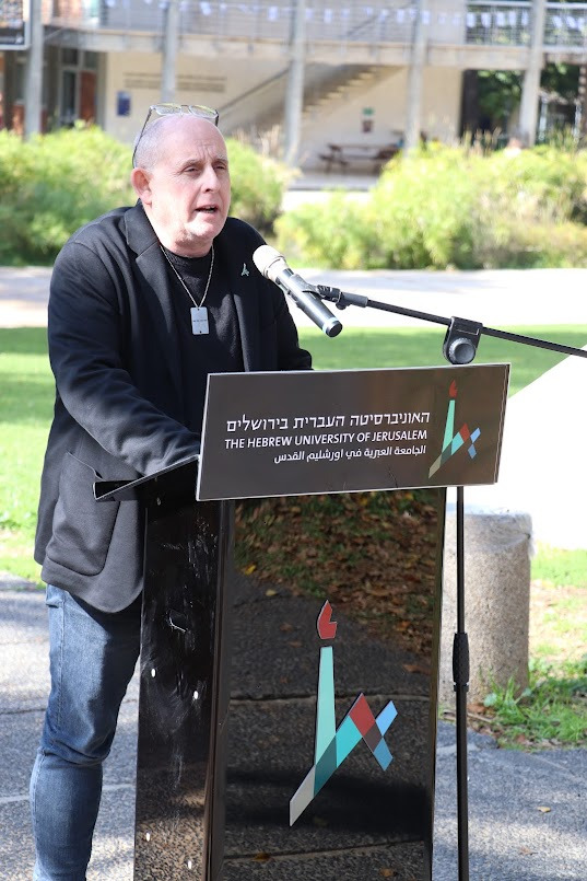 garden-of-hope-ceremony-saul.jpg